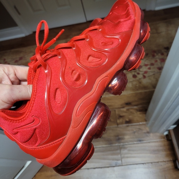 Nike Other - Nike vapormax plus triple red